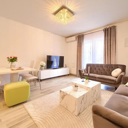 Apartmani Assa Krk 克尔克 外观 照片