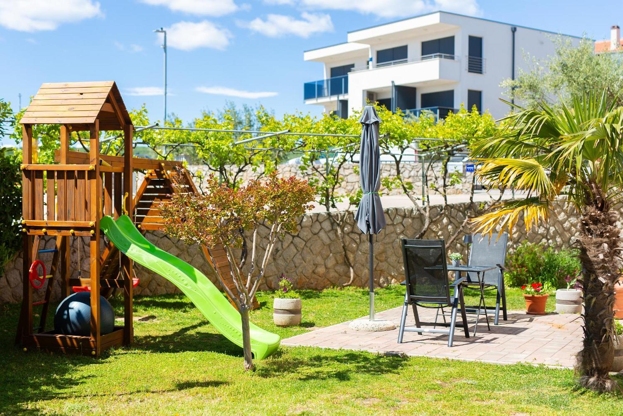 Apartmani Assa Krk 克尔克 外观 照片