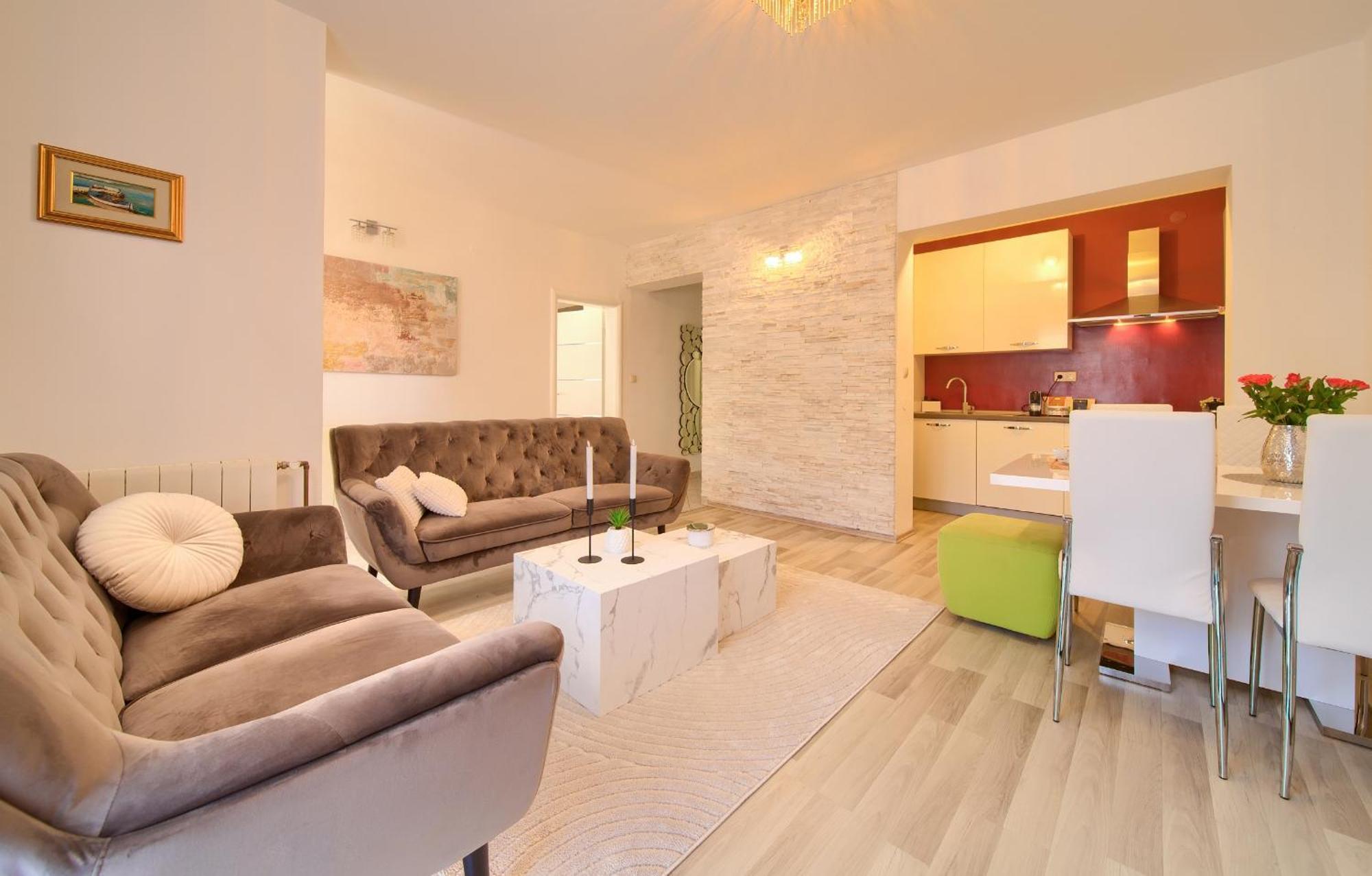 Apartmani Assa Krk 克尔克 外观 照片